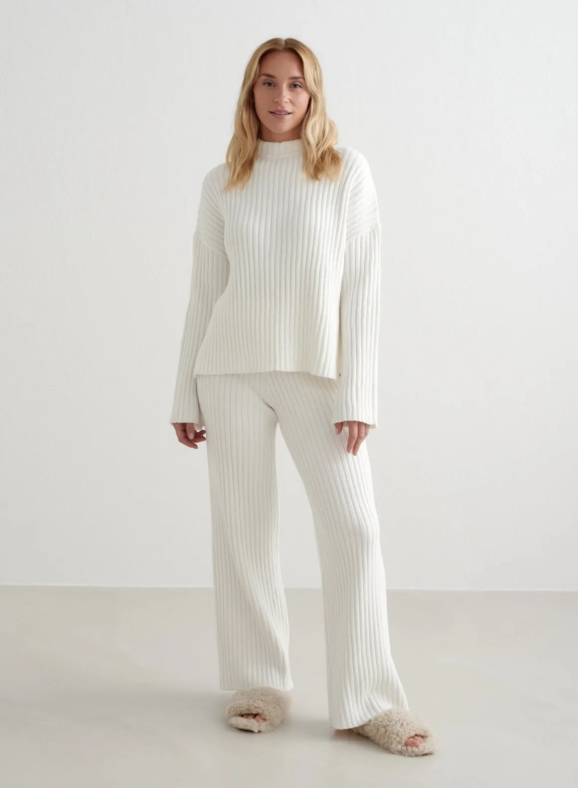 Almond White Rib Knit Pants