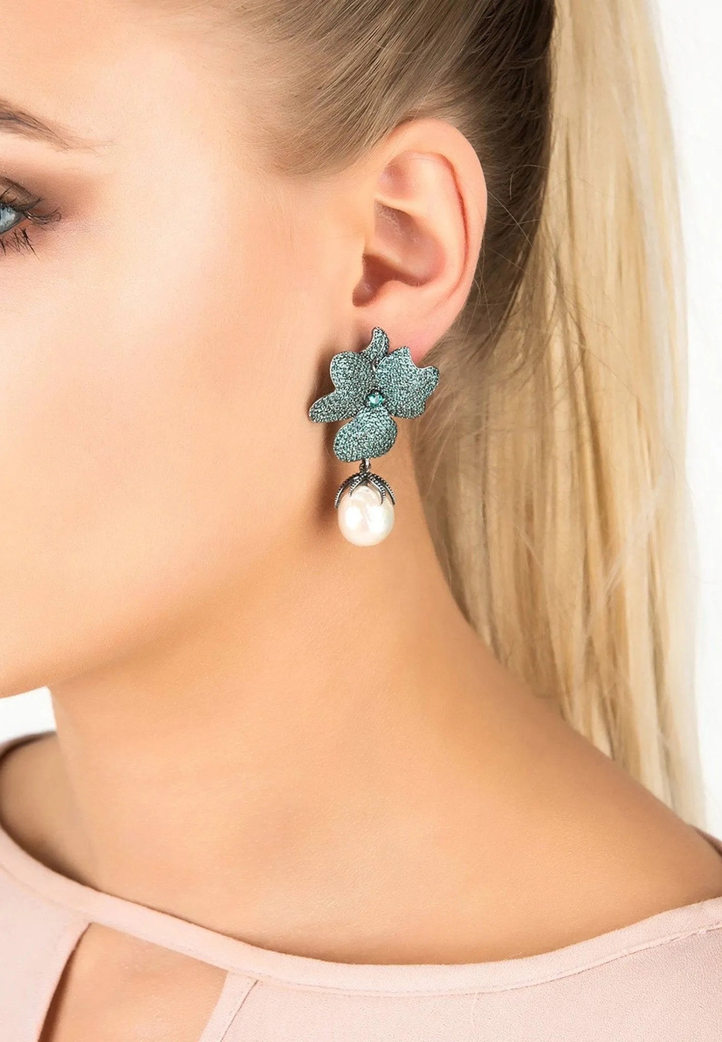 Baroque Pearl Flower Earring Aqua Paraiba Blue Oxidised