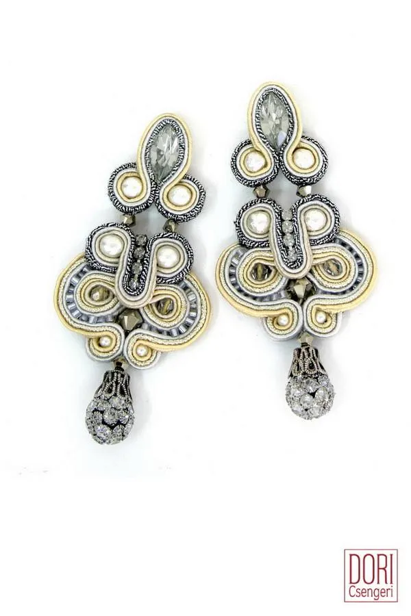 Calista Elegant Earrings