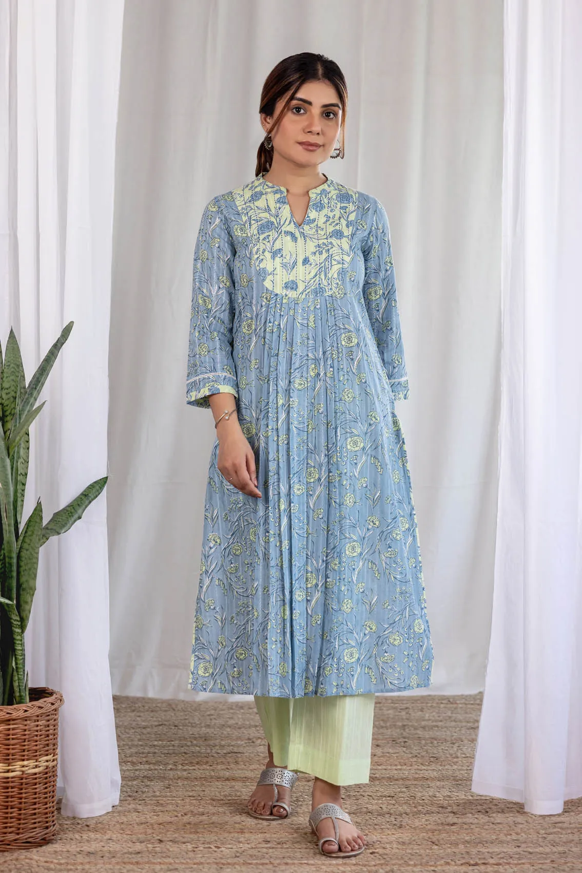 Carnation Yoke Kurta