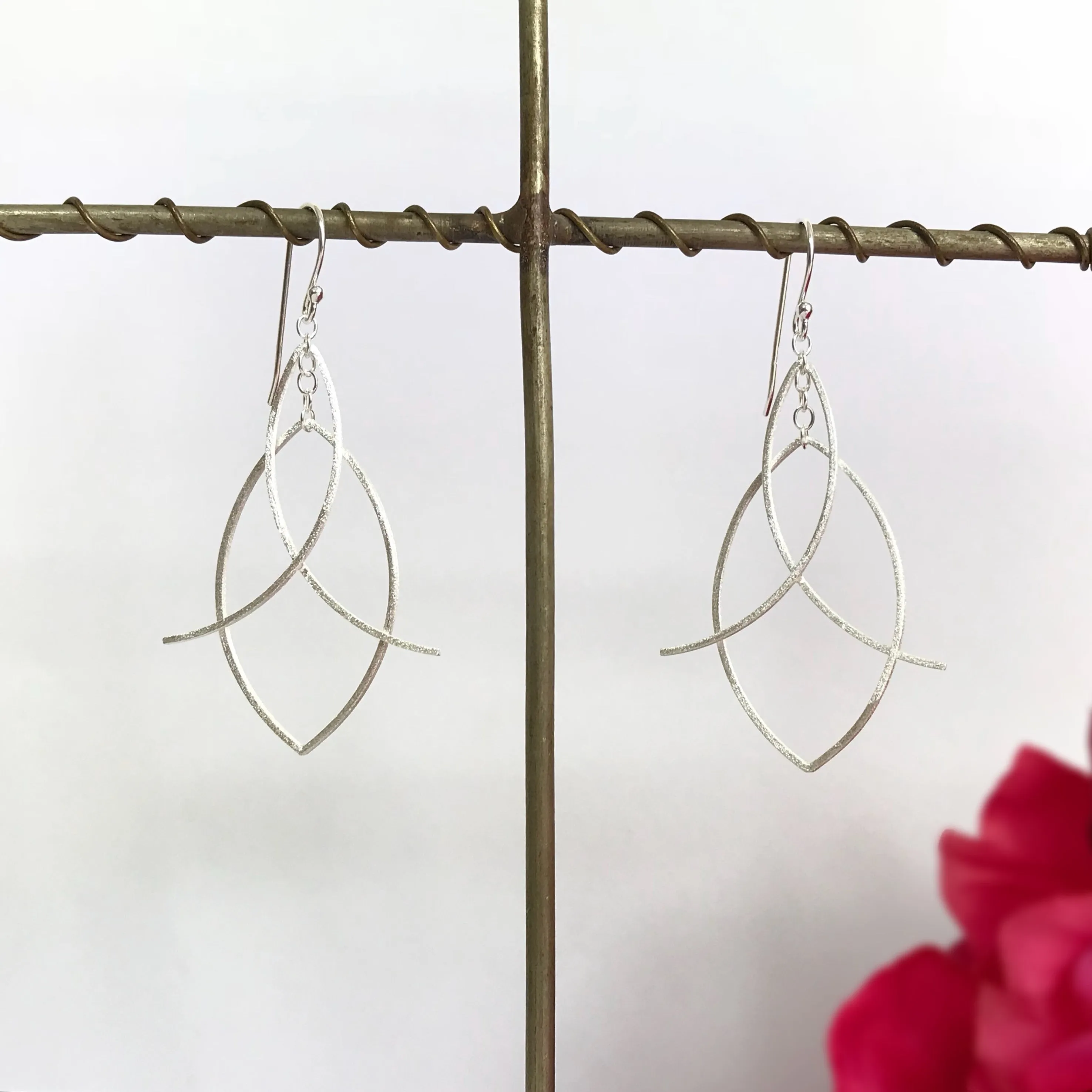 Dancing Leaf Earrings - VE373