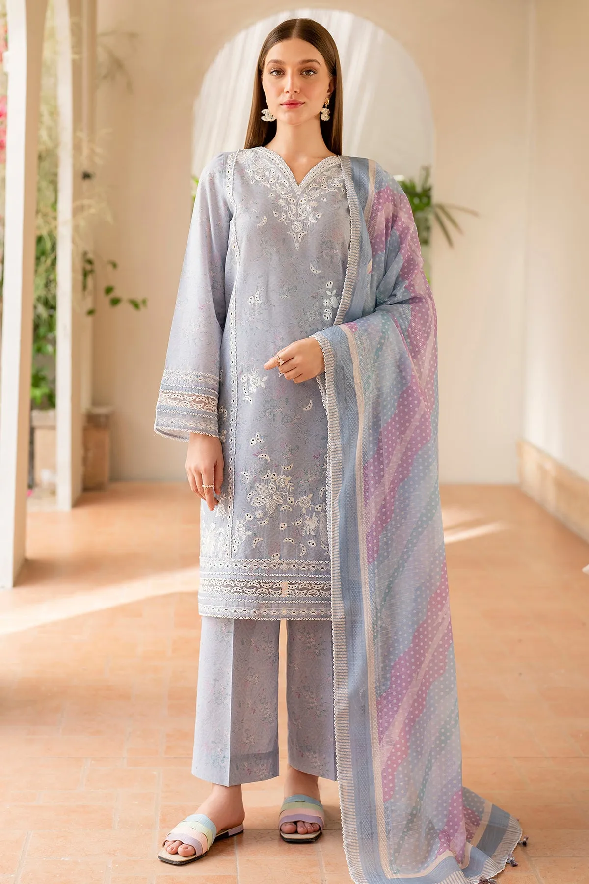 EMBROIDERED LAWN USE-9043