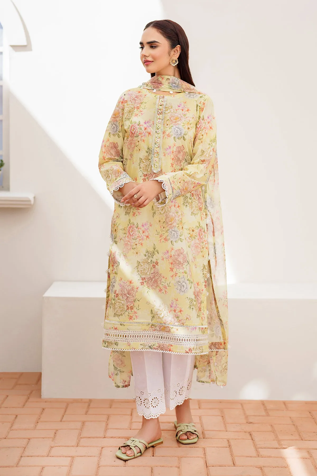 EMBROIDERED PRINTED LAWN UF-630