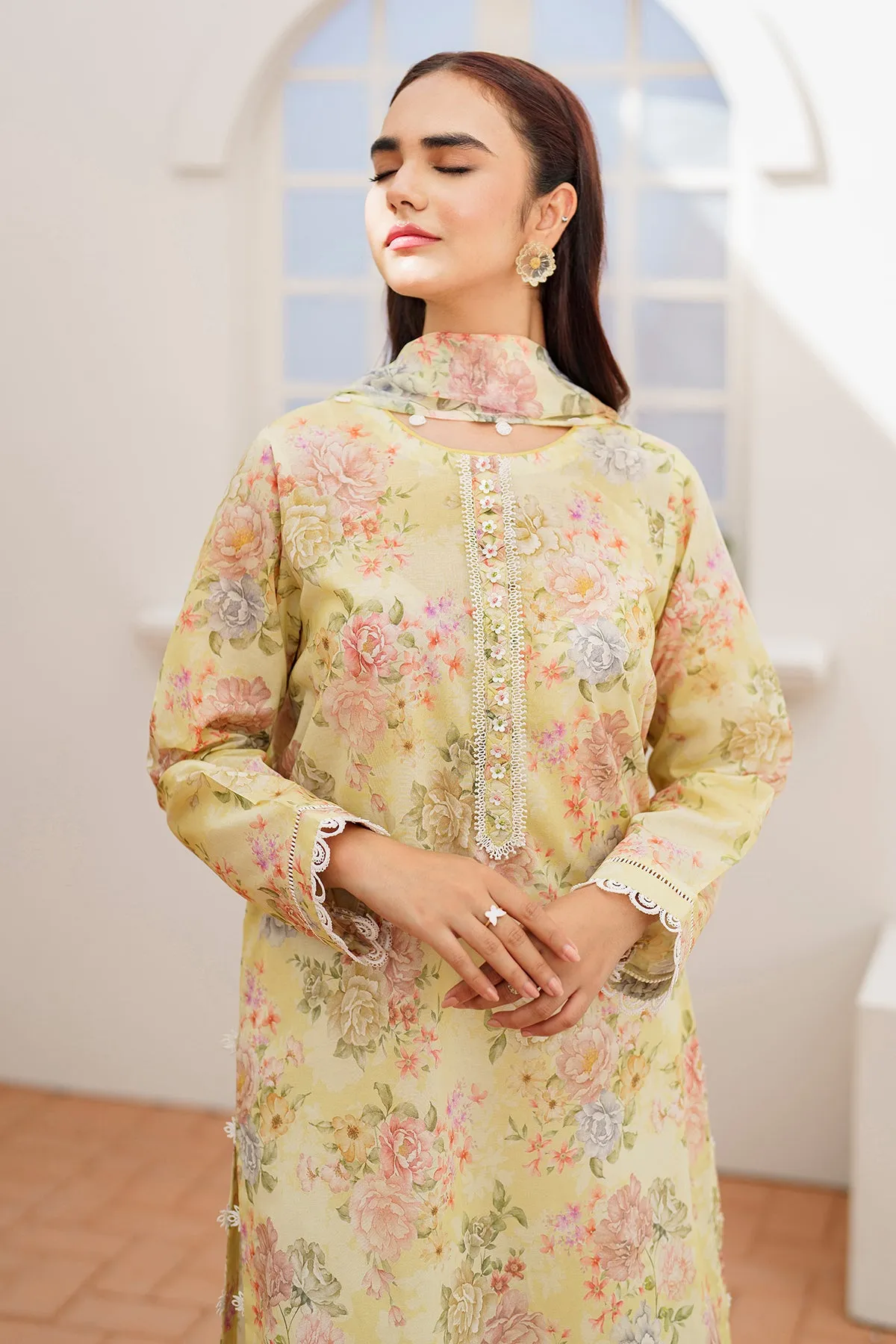 EMBROIDERED PRINTED LAWN UF-630