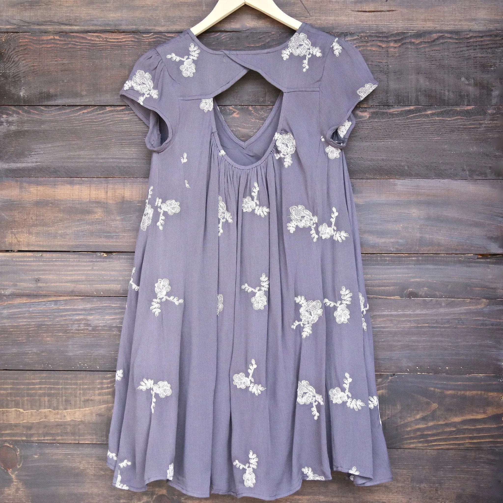 Final Sale - Embroidered Flowy Dress in More Colors