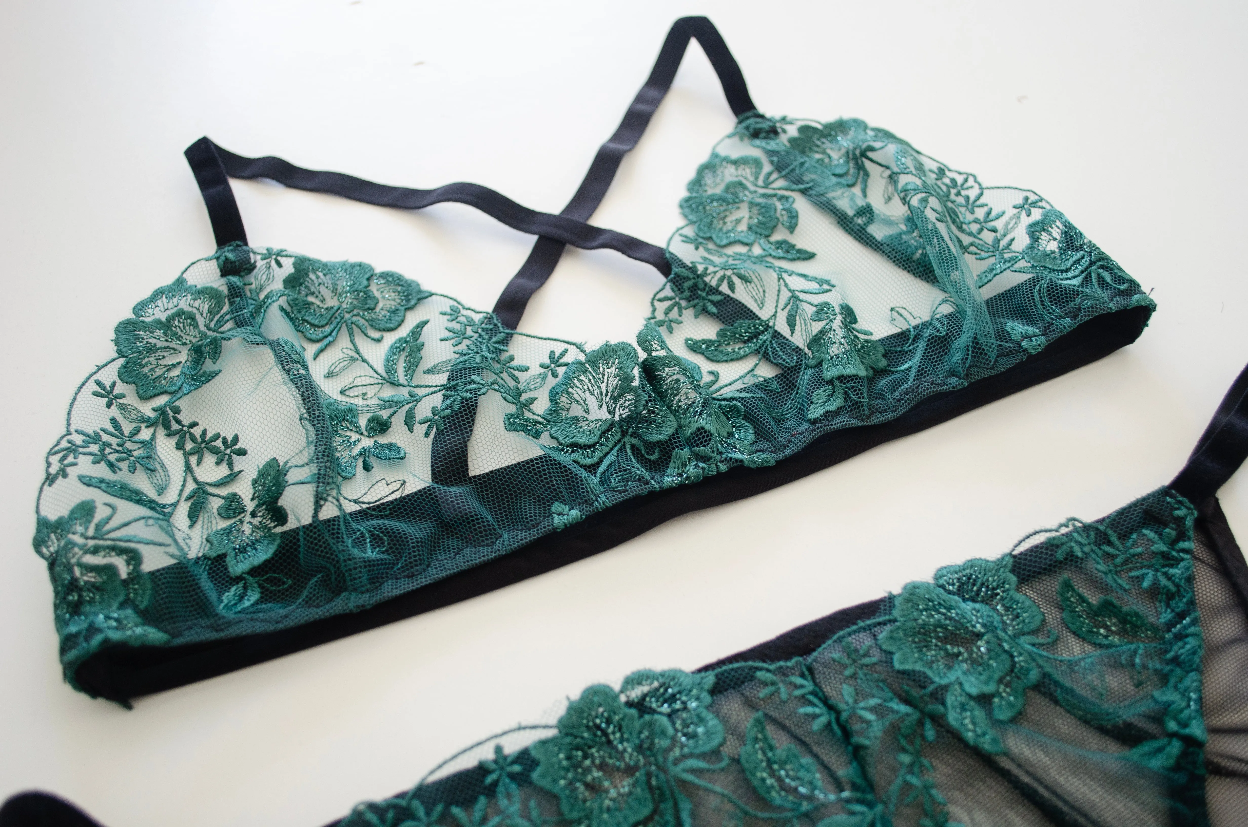 Fir Lace Bra