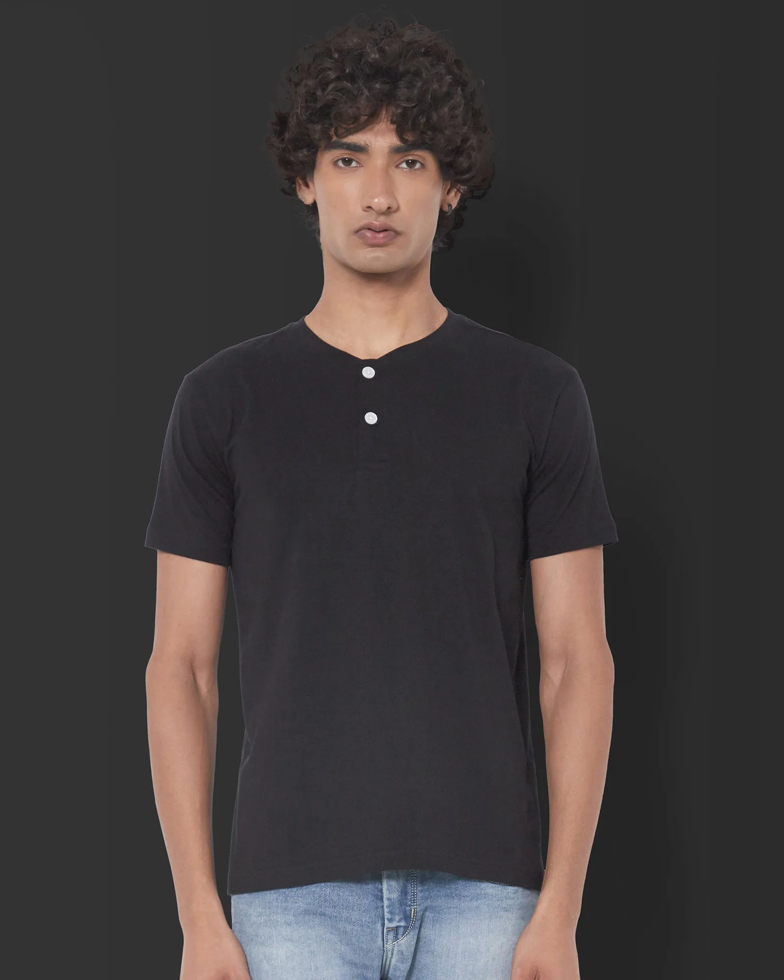 Half Sleeves Henley: Black