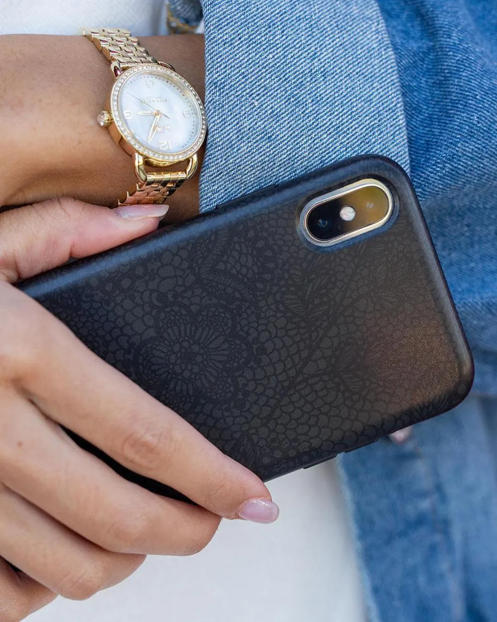 Lace Me Up | Black Floral Case