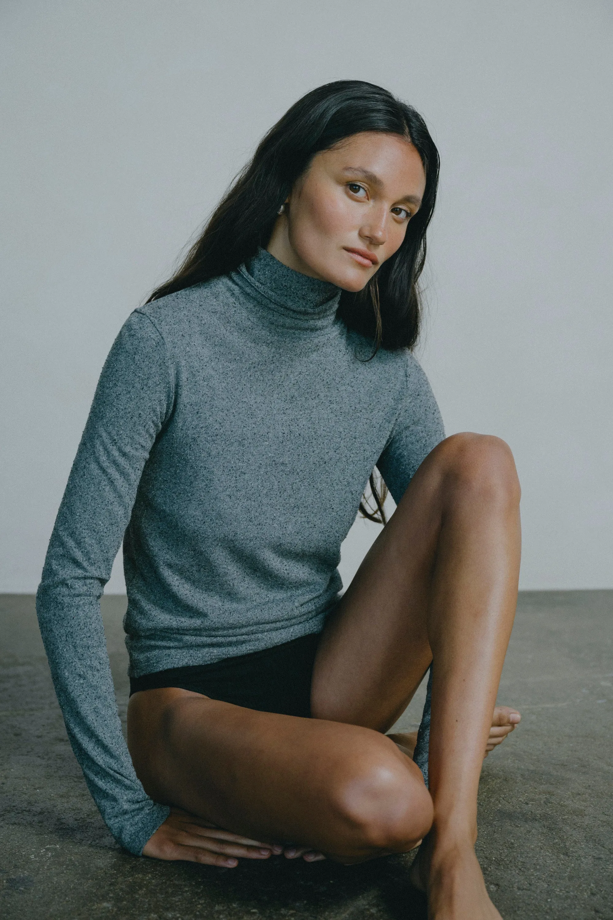 Marianne Turtleneck, Regen Silk Noil Jersey, Charcoal Heather