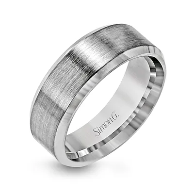 Men's Wedding Band In 14k Or 18k Gold