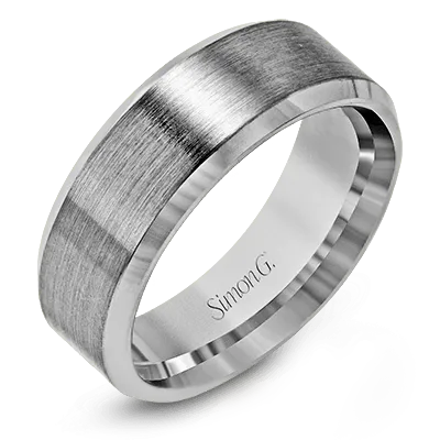 Men's Wedding Band In 14k Or 18k Gold