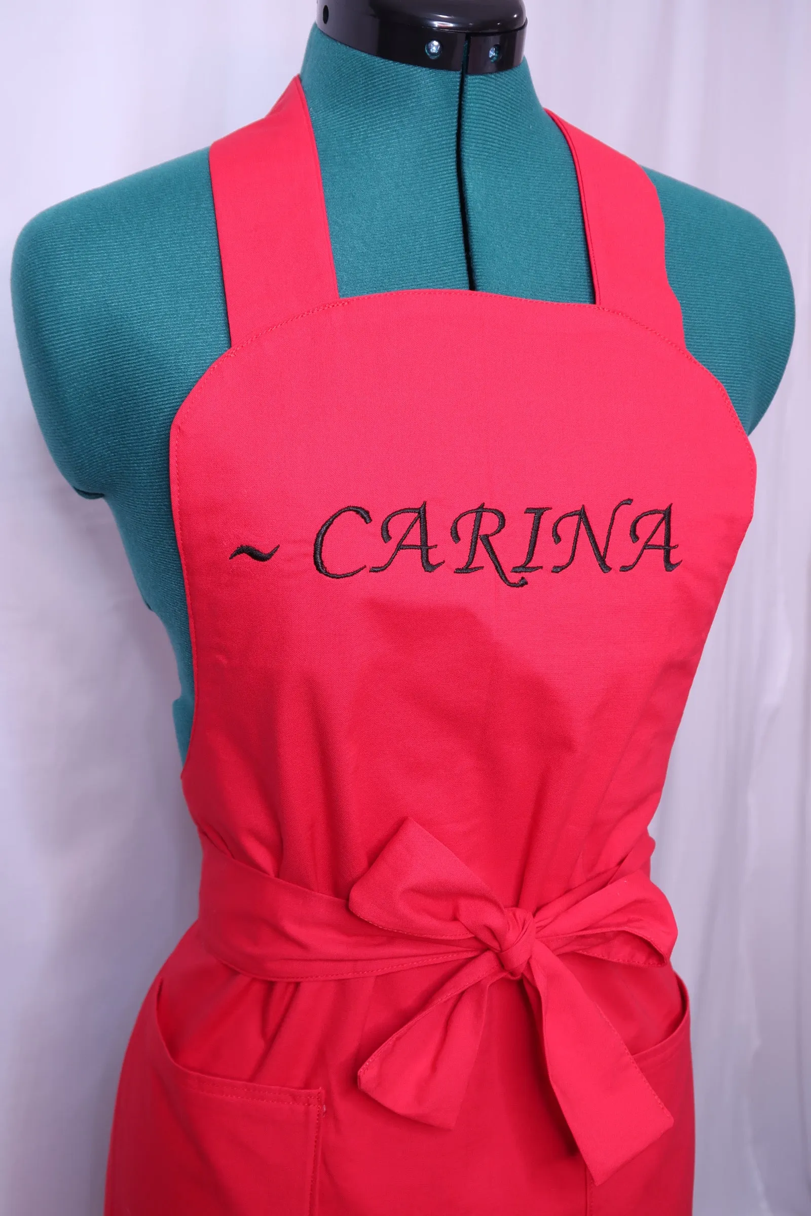 PERSONALIZED EMBROIDERED APRONS