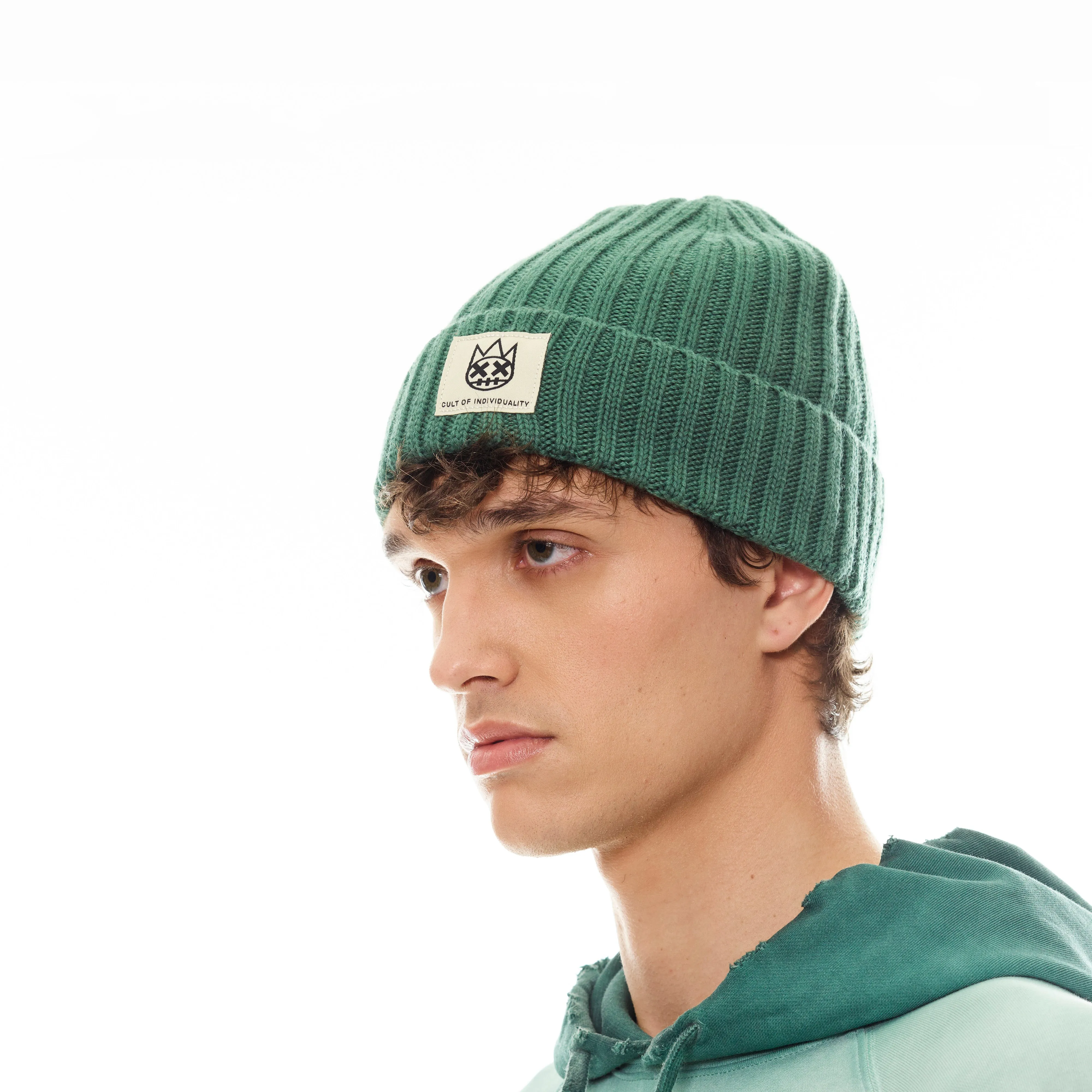 SHIMUCHAN LOGO KNIT HAT IN VINTAGE GREEN