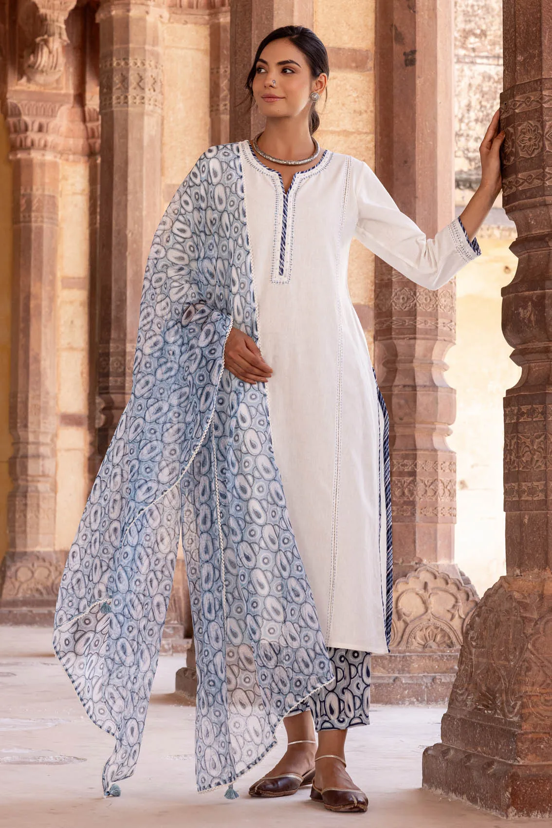 White Hand Embroidered Kurta