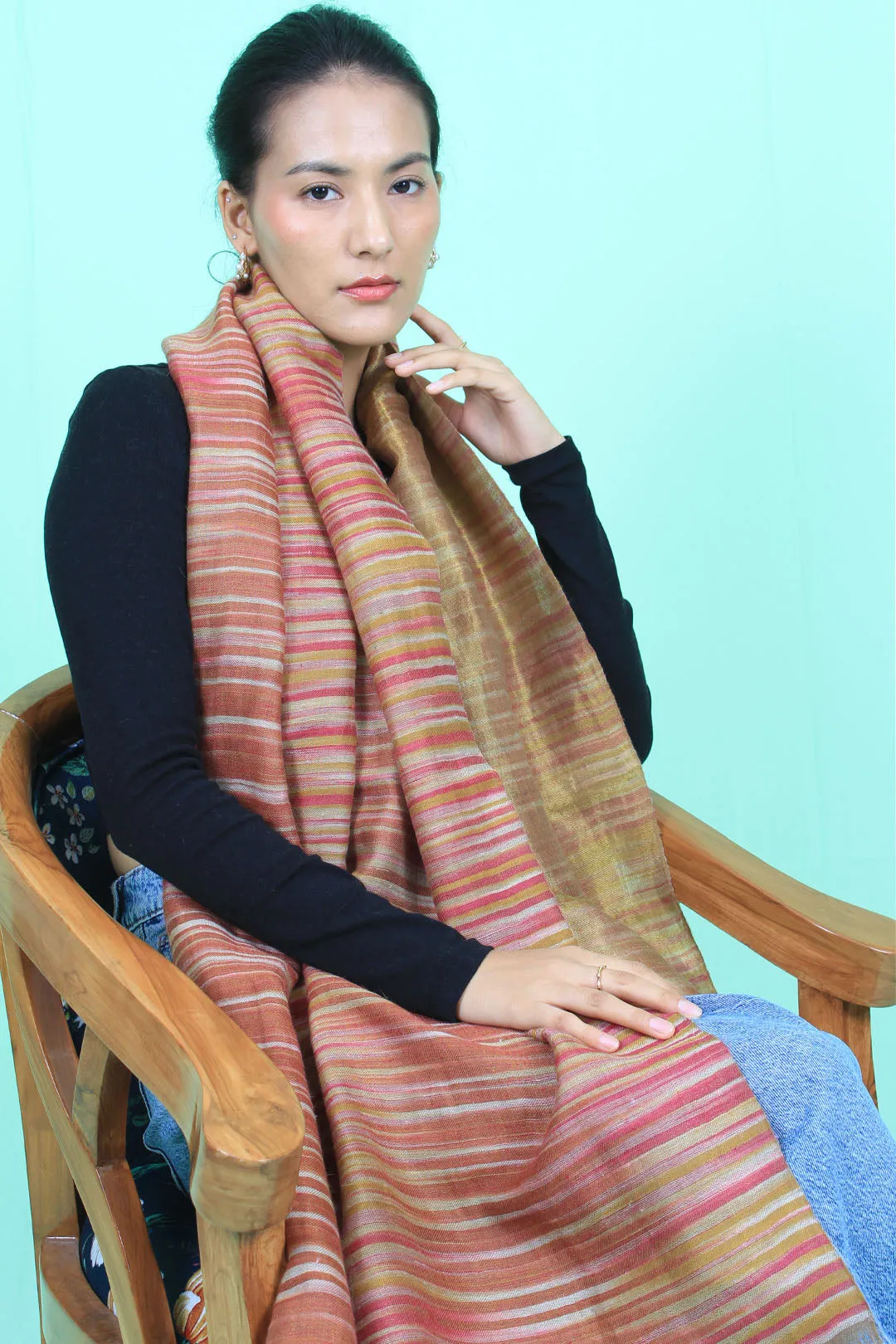 Zunaira Metallic Khadi Reversible Stole